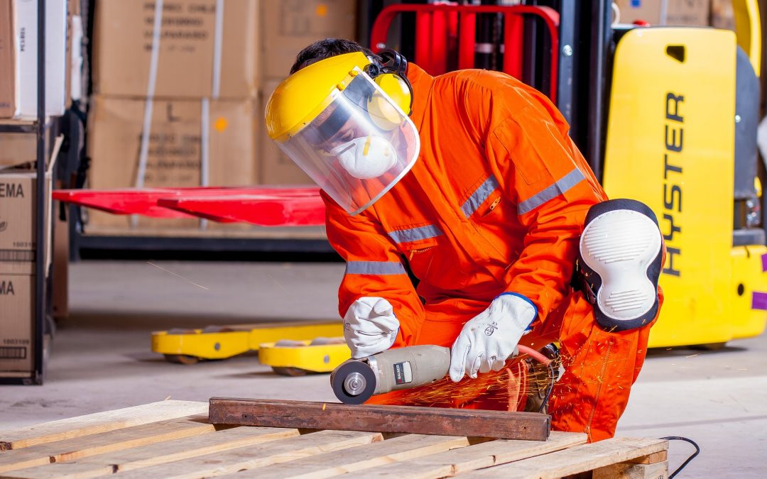 SEGURIDAD Y SALUD EN EL TRABAJO